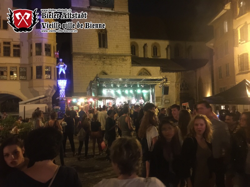 Kermesse dans la vieille ville de Bienne le 28-30.08.2015