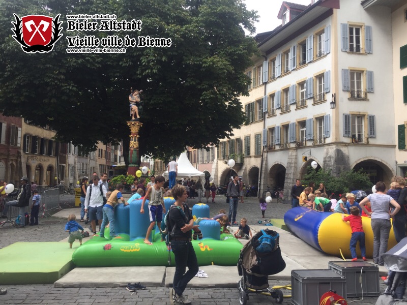 Fête des enfants dans la vieille ville de Bienne le 15.08.2015